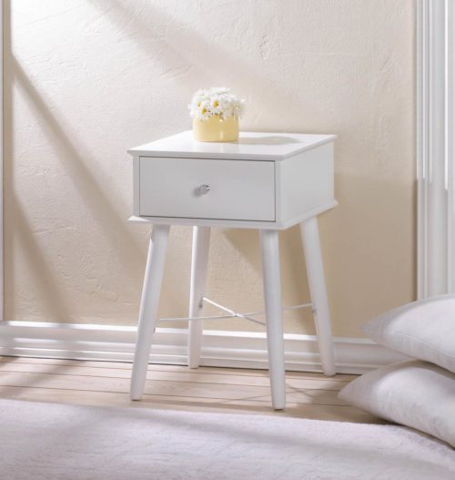 MODERN CHIC SIDE TABLE