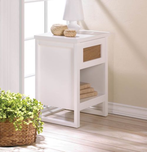 PERFECT WHITE SIDE TABLE